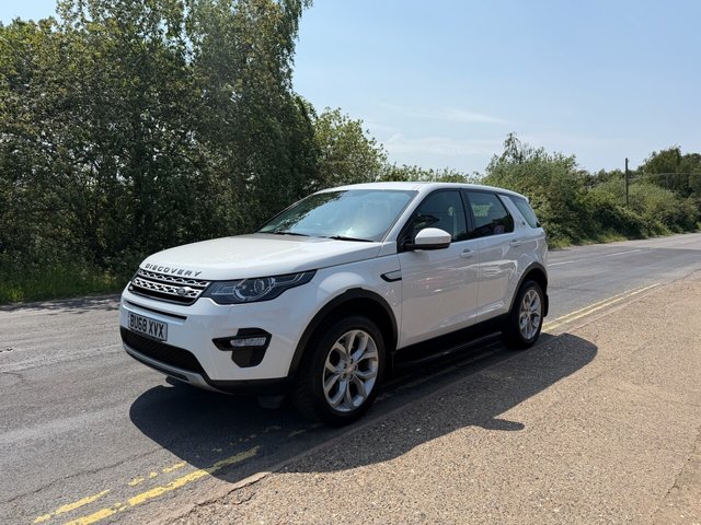 View our LAND ROVER DISCOVERY SPORT