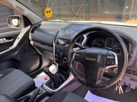 USED 2017 17 ISUZU D-MAX 2.5 TD Yukon Pickup 4dr Diesel Manual 4x4 (192 g/km, 161 bhp) 