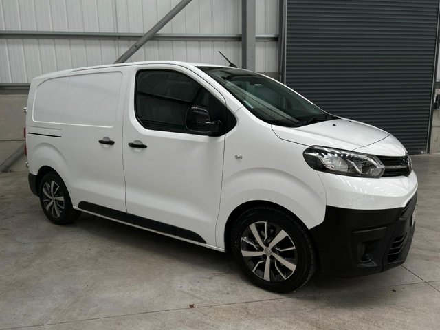 View our TOYOTA PROACE