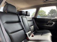 USED 2009 09 SUBARU OUTBACK 2.5 SE Estate 5dr Automatic (194 g/km, 171 bhp) 3 OWNERS + FULL SERVICE HISTORY + ULEZ COMPLIANT + FINISHED IN PEARL WHITE WITH FULL BLACK LEATHER SEATS + ELECTRIC SUNROOF + AIRCON + CRUISE CONTROL + ELECTRIC FOLDING MIRRORS + ALLOY WHEELS