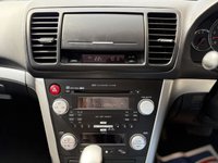 USED 2009 09 SUBARU OUTBACK 2.5 SE Estate 5dr Automatic (194 g/km, 171 bhp) 3 OWNERS + FULL SERVICE HISTORY + ULEZ COMPLIANT + FINISHED IN PEARL WHITE WITH FULL BLACK LEATHER SEATS + ELECTRIC SUNROOF + AIRCON + CRUISE CONTROL + ELECTRIC FOLDING MIRRORS + ALLOY WHEELS