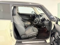 USED 2016 16 MINI HATCH 2.0 Cooper SD Hatchback 3dr Diesel Manual Euro 6 (s/s) (170 ps) Â£20 TAX