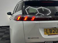 USED 2020 20 PEUGEOT E-2008 50kWh GT SUV 5dr Electric Auto (136 ps) Pan Roof / Sat Nav / DAB Radio / Apple+Android Car Play / Reverse Camera