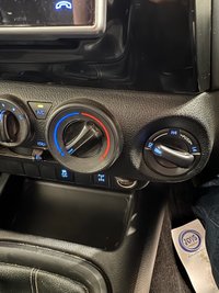 USED 2020 70 TOYOTA HI-LUX 2.4 D-4D Active Pickup Double Cab 4dr Diesel Manual 4WD Euro 6 (s/s) (150 ps) AIR CON+CANOPY+TOW BAR