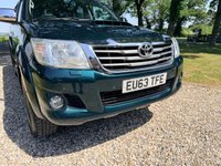 USED 2013 63 TOYOTA HI-LUX 3.0 D-4D INVINCIBLE AUTOMATIC 4X4 PICK UP TRUCK TURBO DIESEL  1 OWNER / ONLY 48,500 MILES