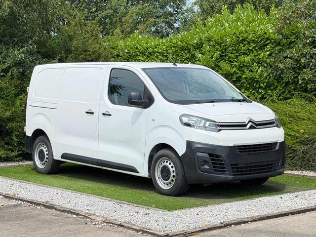 View our Citroen Dispatch 2.0 BlueHDi 1400 Enterprise M Panel Van 6dr Diesel Manual FWD 2 Euro 6 (s/s) (120 ps)