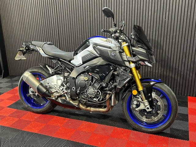 View our YAMAHA MT-10