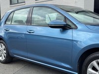 USED 2013 13 VOLKSWAGEN GOLF 1.4 TSI BlueMotion Tech SE Hatchback 5dr Petrol DSG Euro 5 (s/s) (122 ps) AUTO -- FULL SERVICE HISTORY -- &pound;35 TAX -- ADAPTIVE CRUISE -- SENSORS