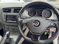 USED 2013 13 VOLKSWAGEN GOLF 1.4 TSI BlueMotion Tech SE Hatchback 5dr Petrol DSG Euro 5 (s/s) (122 ps) AUTO -- FULL SERVICE HISTORY -- &pound;35 TAX -- ADAPTIVE CRUISE -- SENSORS