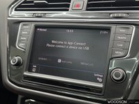 USED 2016 66 VOLKSWAGEN TIGUAN 2.0 TDI BlueMotion Tech SEL SUV 5dr Diesel DSG 4Motion Euro 6 (s/s) (150 ps) Pan Roof / Sat Nav / DAB Radio / Heated Seats / Head Up Display