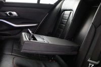 USED 2021 21 BMW 3 SERIES 2.0 320i Sport Saloon 4dr Petrol Auto Euro 6 (s/s) (184 ps) 1 OWNER, CAMERA, HEATED SEATS