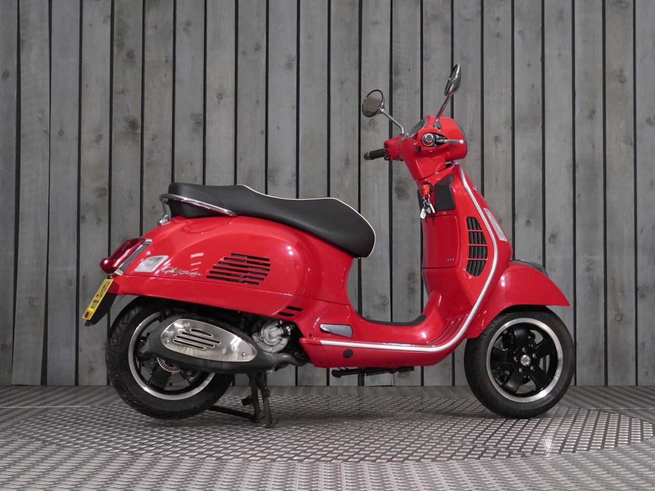 PIAGGIO Vespa GTS 300