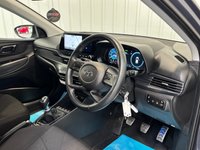 USED 2023 23 HYUNDAI BAYON 1.0 T-GDi MHEV Premium SUV 5dr Petrol Hybrid Manual 100 bhp 
