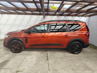 USED 2023 23 DACIA JOGGER 1.0 TCe Extreme SE MPV 5dr Petrol Manual Euro 6 (s/s) (110 ps) 12 Month MOT, 6 Month Warranty