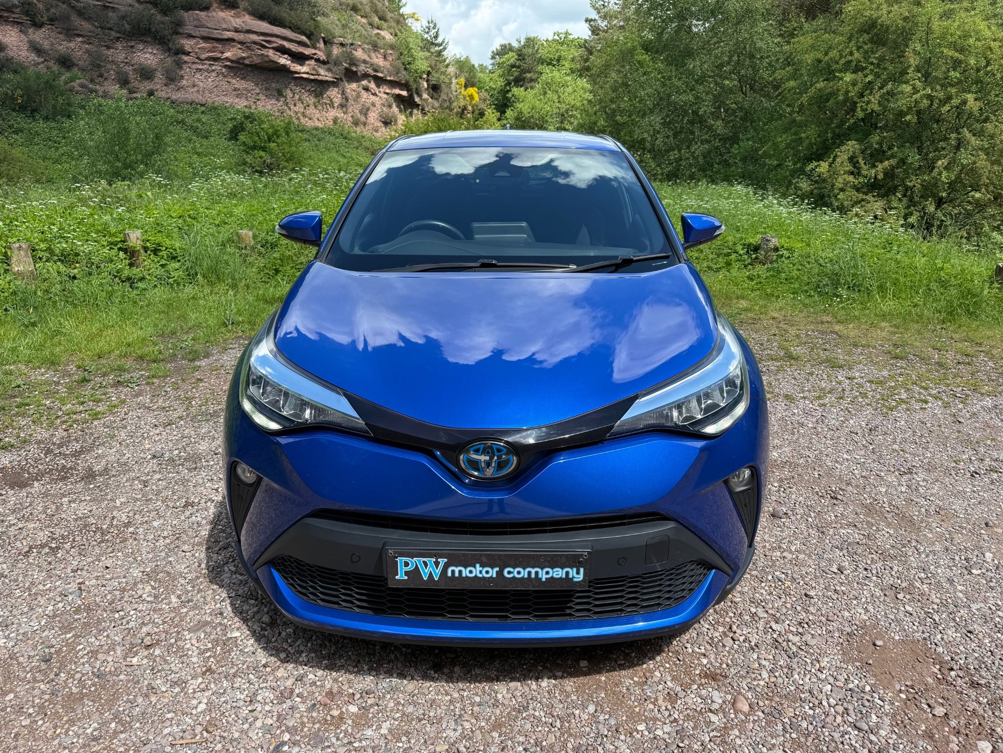 USED 2022 22 TOYOTA C-HR 1.8 VVT-h GPF Design SUV 5dr Petrol Hybrid CVT Euro 6 (s/s) (122 ps) 