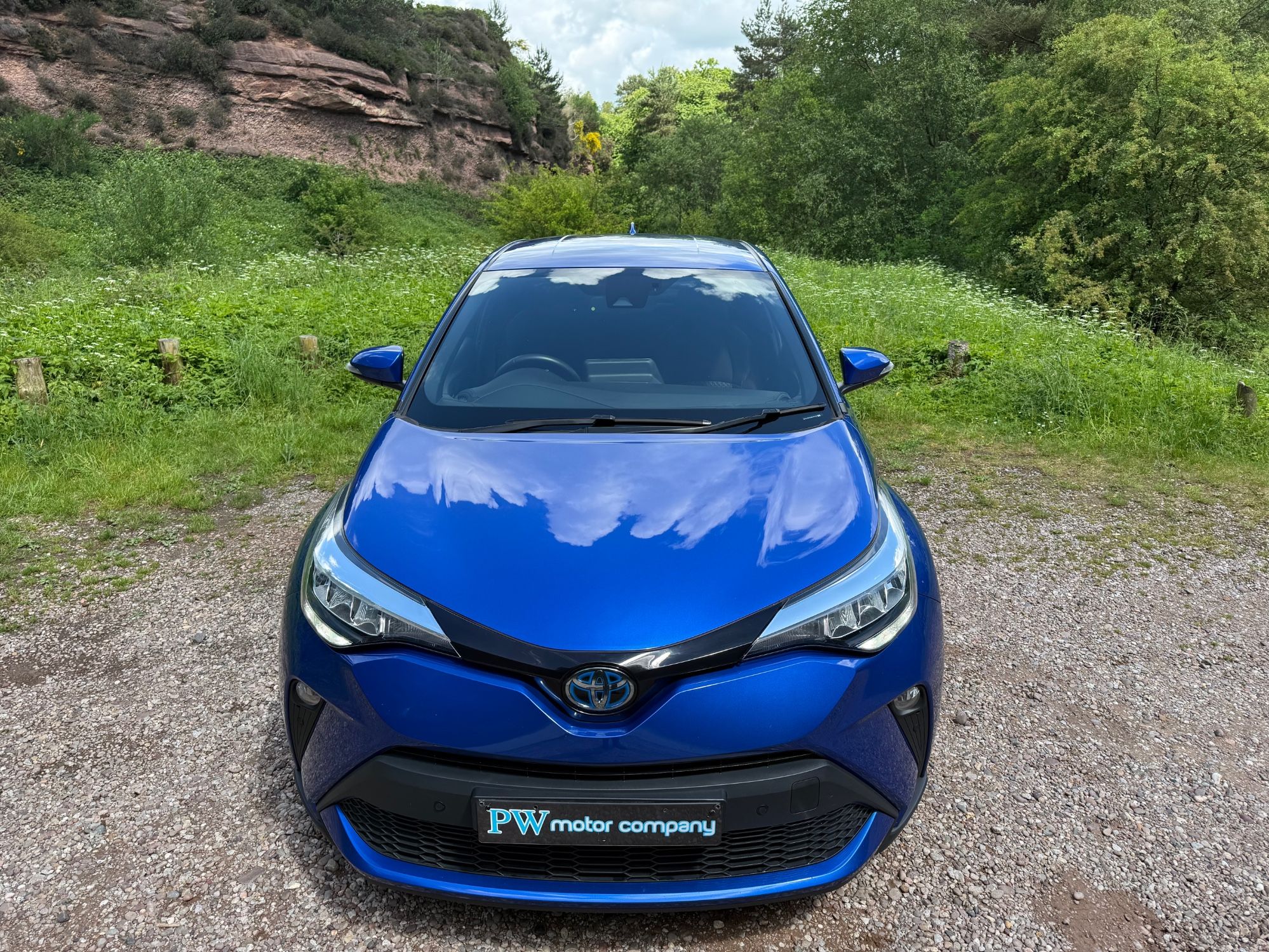 USED 2022 22 TOYOTA C-HR 1.8 VVT-h GPF Design SUV 5dr Petrol Hybrid CVT Euro 6 (s/s) (122 ps) 