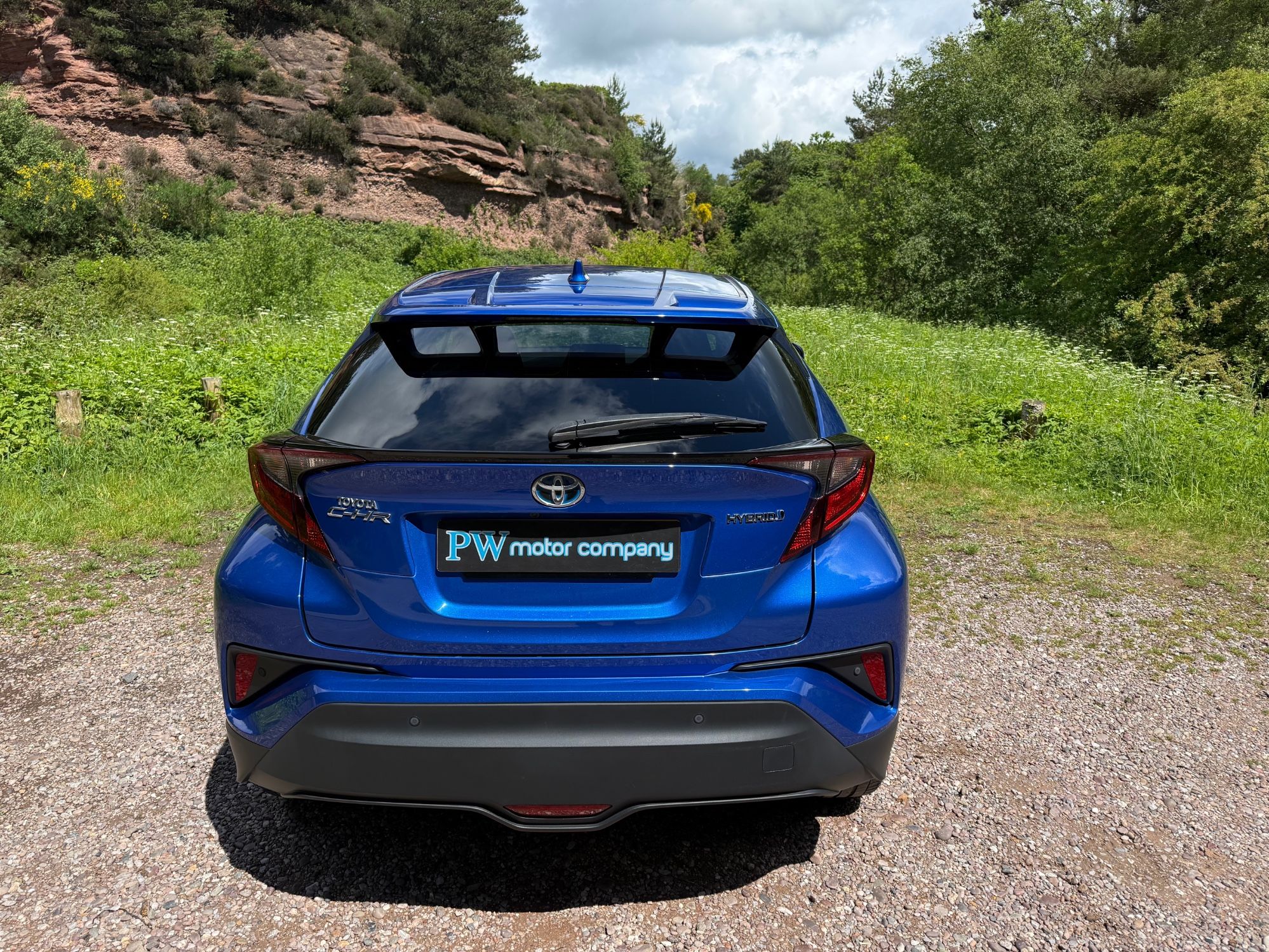 USED 2022 22 TOYOTA C-HR 1.8 VVT-h GPF Design SUV 5dr Petrol Hybrid CVT Euro 6 (s/s) (122 ps) 