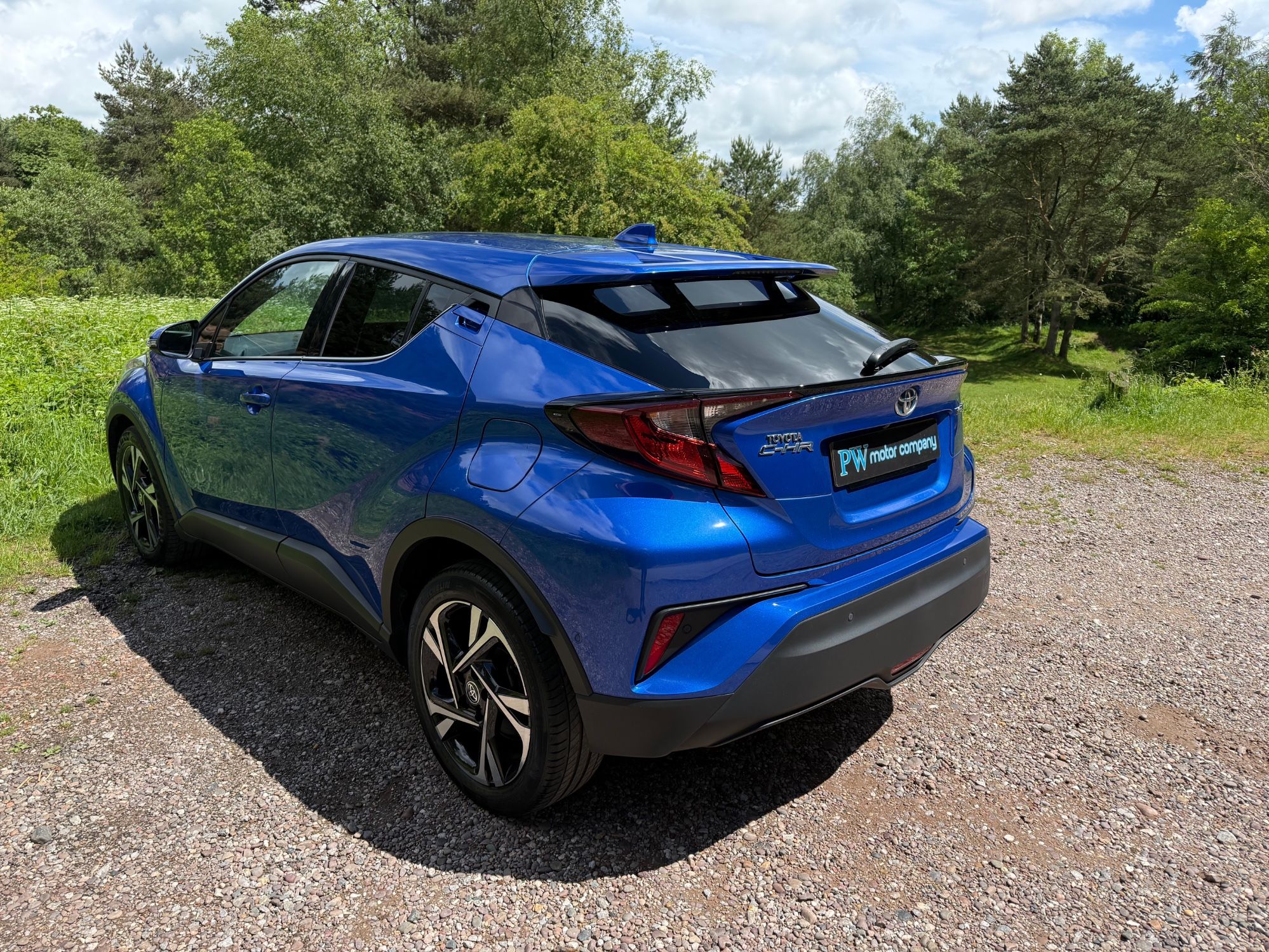USED 2022 22 TOYOTA C-HR 1.8 VVT-h GPF Design SUV 5dr Petrol Hybrid CVT Euro 6 (s/s) (122 ps) 