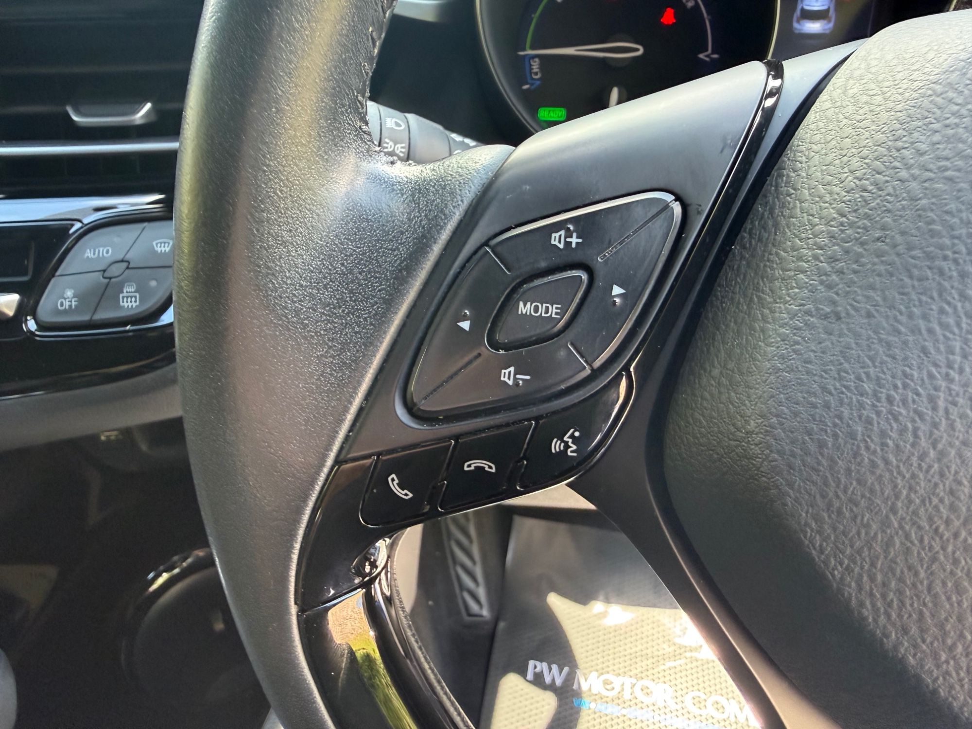 USED 2022 22 TOYOTA C-HR 1.8 VVT-h GPF Design SUV 5dr Petrol Hybrid CVT Euro 6 (s/s) (122 ps) 