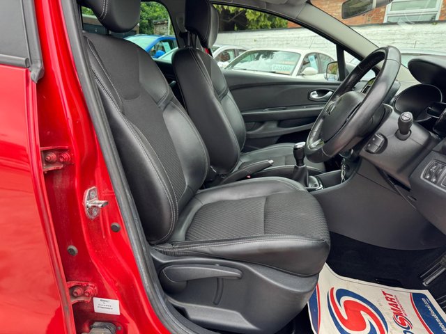 View our RENAULT CLIO