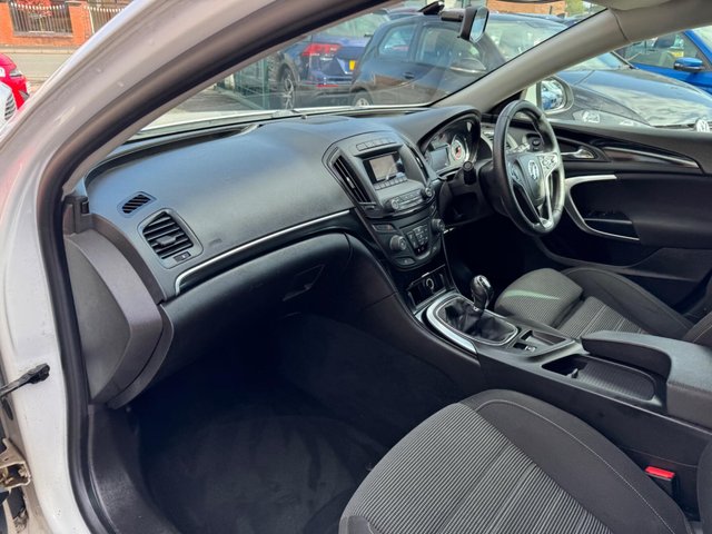 View our VAUXHALL INSIGNIA
