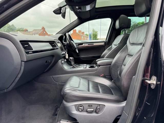 View our VOLKSWAGEN TOUAREG