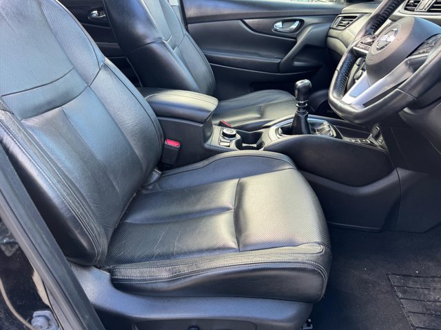 View our NISSAN X-TRAIL