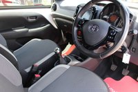 USED 2021 71 TOYOTA AYGO 1.0 VVT-i x-trend Hatchback 5dr Petrol Manual Euro 6 (s/s) (71 ps) - EURO 6 - ULEZ, APPLE/ANDROID CARPLAY, R/CAMERA, 15" ALLOYS, LEDS, LDW, DAB & BLUETOOTH