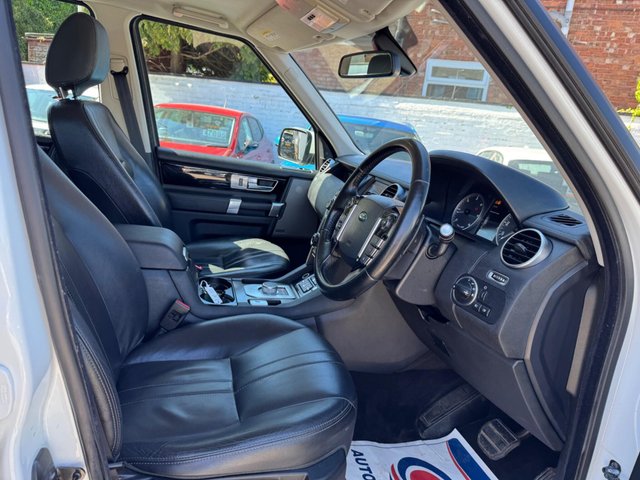 View our LAND ROVER DISCOVERY 4