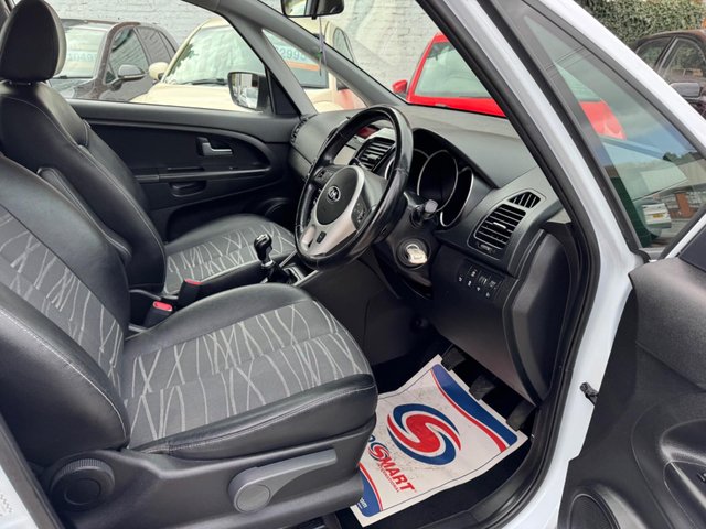 View our KIA VENGA