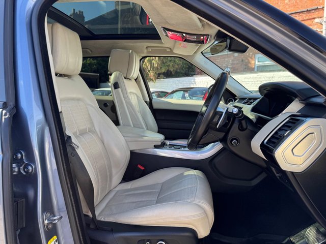 View our LAND ROVER RANGE ROVER SPORT