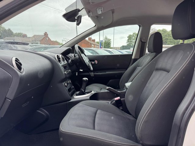View our NISSAN QASHQAI
