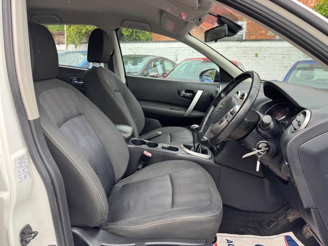 View our NISSAN QASHQAI