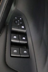 USED 2025 74 MG MG HS 1.5 T-GDI SE SUV 5dr Petrol DCT Euro 6 (s/s) (169 ps) 1 OWNER, SATNAV. REAR CAMERA