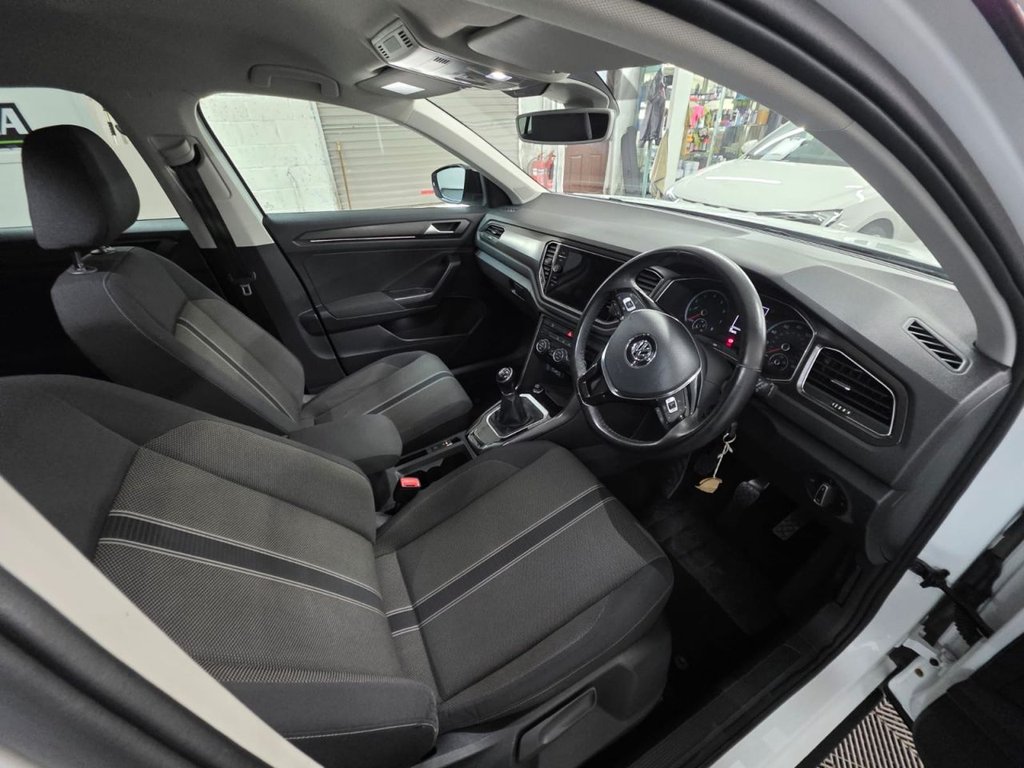 USED 2019 VOLKSWAGEN T-ROC 1.0 TSI GPF Design SUV 5dr Petrol Manual Euro 6 (s/s) (115 ps) SATNAV -  Cruise Control