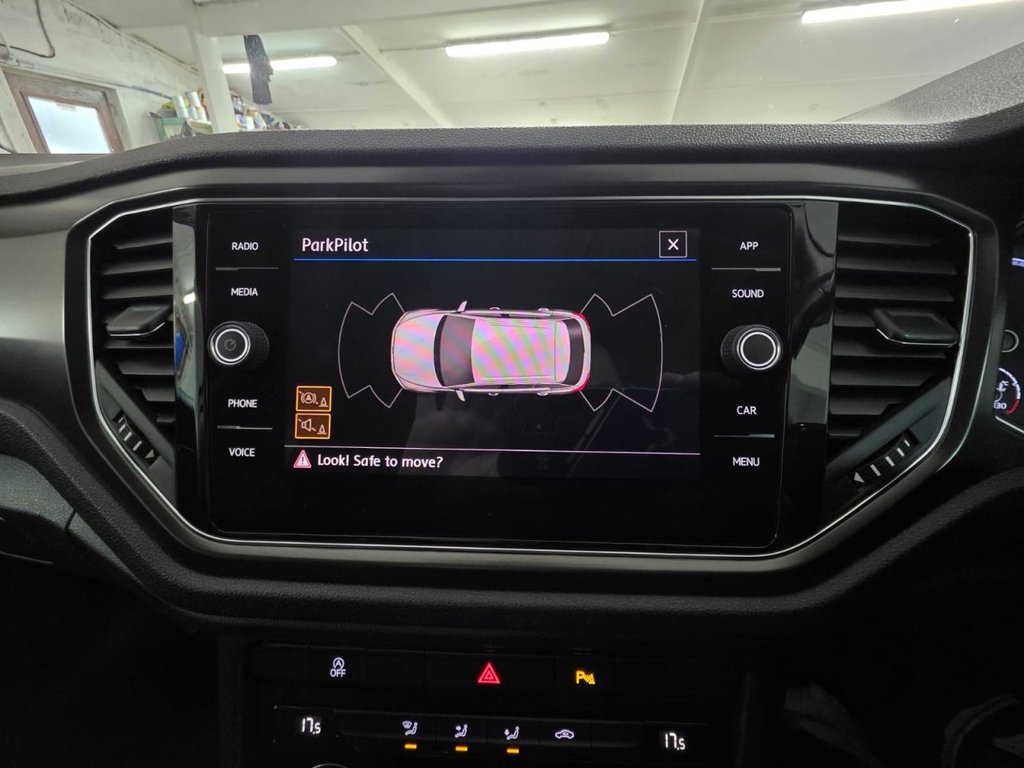 USED 2019 VOLKSWAGEN T-ROC 1.0 TSI GPF Design SUV 5dr Petrol Manual Euro 6 (s/s) (115 ps) SATNAV -  Cruise Control
