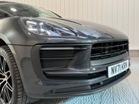 USED 2021 71 PORSCHE MACAN 2.0T SUV 5dr Petrol PDK 4WD 265 bhp 