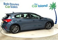 USED 2019 19 FORD FOCUS 1.5 EcoBlue ST-Line Hatchback 5dr Diesel Manual Euro 6 (s/s) (120 ps) Attractive Chrome Blue Focus with SATNAV, Privacy Glass, Rock Metal Alloys, Parking Sensors & 65000 Miles, Great Service History
