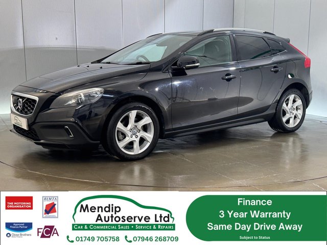 View our VOLVO V40 CROSS COUNTRY