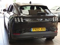 USED 2023 23 FORD MUSTANG MACH-E Standard Range 70kWh SUV 5dr Electric Automatic (269 ps) SAT NAV PARKING CAMERA LEATHER HEATED SEATS HEATED STEERING WHEEL CRUISE CONTROL PARKING SENSORS 1 OWNER SERVICE HISTORY WARRANTY