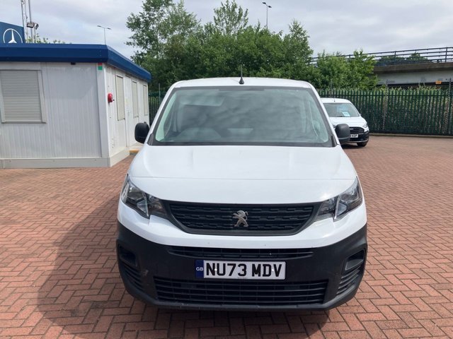 View our PEUGEOT PARTNER