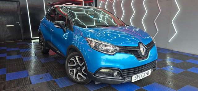 View our RENAULT CAPTUR
