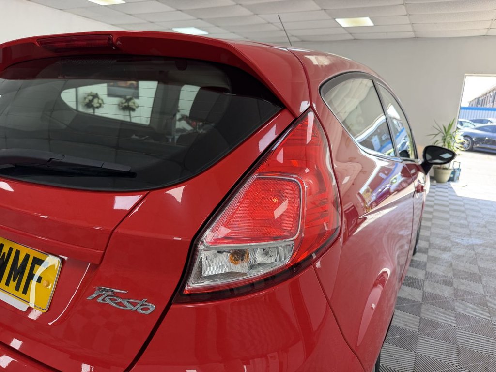 USED 2015 15 FORD FIESTA 1.25 Zetec Hatchback 3dr Petrol Manual Euro 6 (82 ps) 