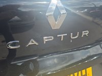 USED 2020 70 RENAULT CAPTUR 1.3 TCe Iconic SUV 5dr Petrol EDC Euro 6 (s/s) (130 ps) FINANCE FROM 8.9% APR.