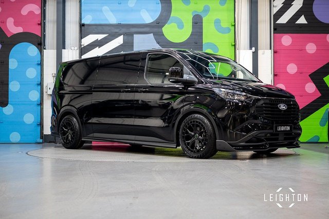 View our FORD TRANSIT CUSTOM