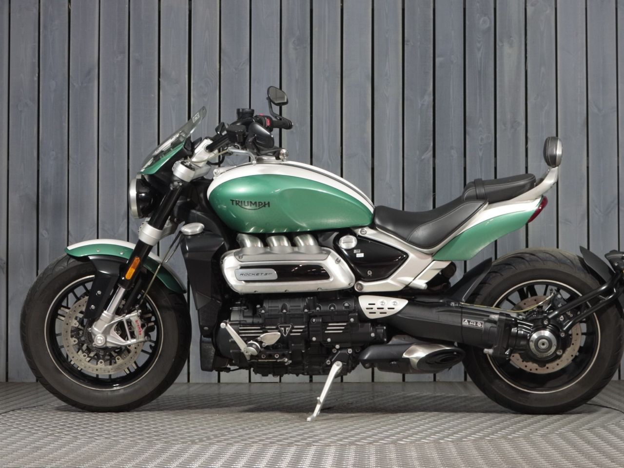 TRIUMPH ROCKET III