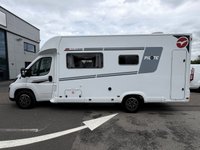USED 2025 25 PILOTE EVIDENCE 690 - 4 Belt - 4 Berth - Electric Drop Down Bed - End Washroom 
