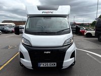 USED 2025 25 PILOTE EVIDENCE 690 - 4 Belt - 4 Berth - Electric Drop Down Bed - End Washroom 
