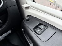 USED 2025 25 PILOTE EVIDENCE 690 - 4 Belt - 4 Berth - Electric Drop Down Bed - End Washroom 