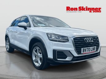 2020 AUDI Q2}